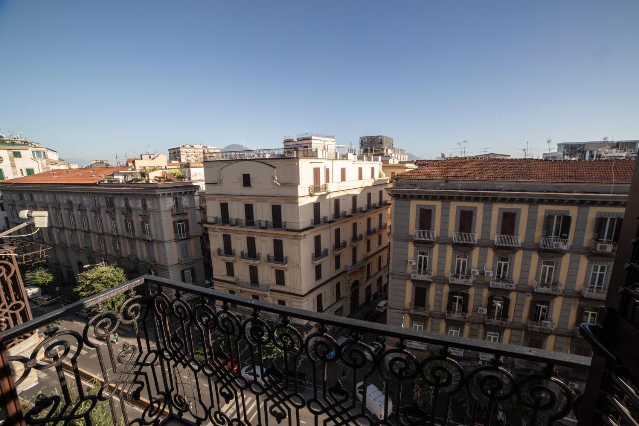 Bnb Al Centro E Meglio, Napoli Apartment Exterior photo
