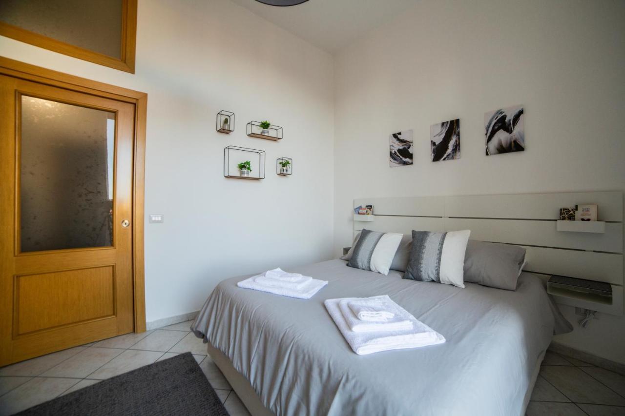 Bnb Al Centro E Meglio, Napoli Apartment Exterior photo